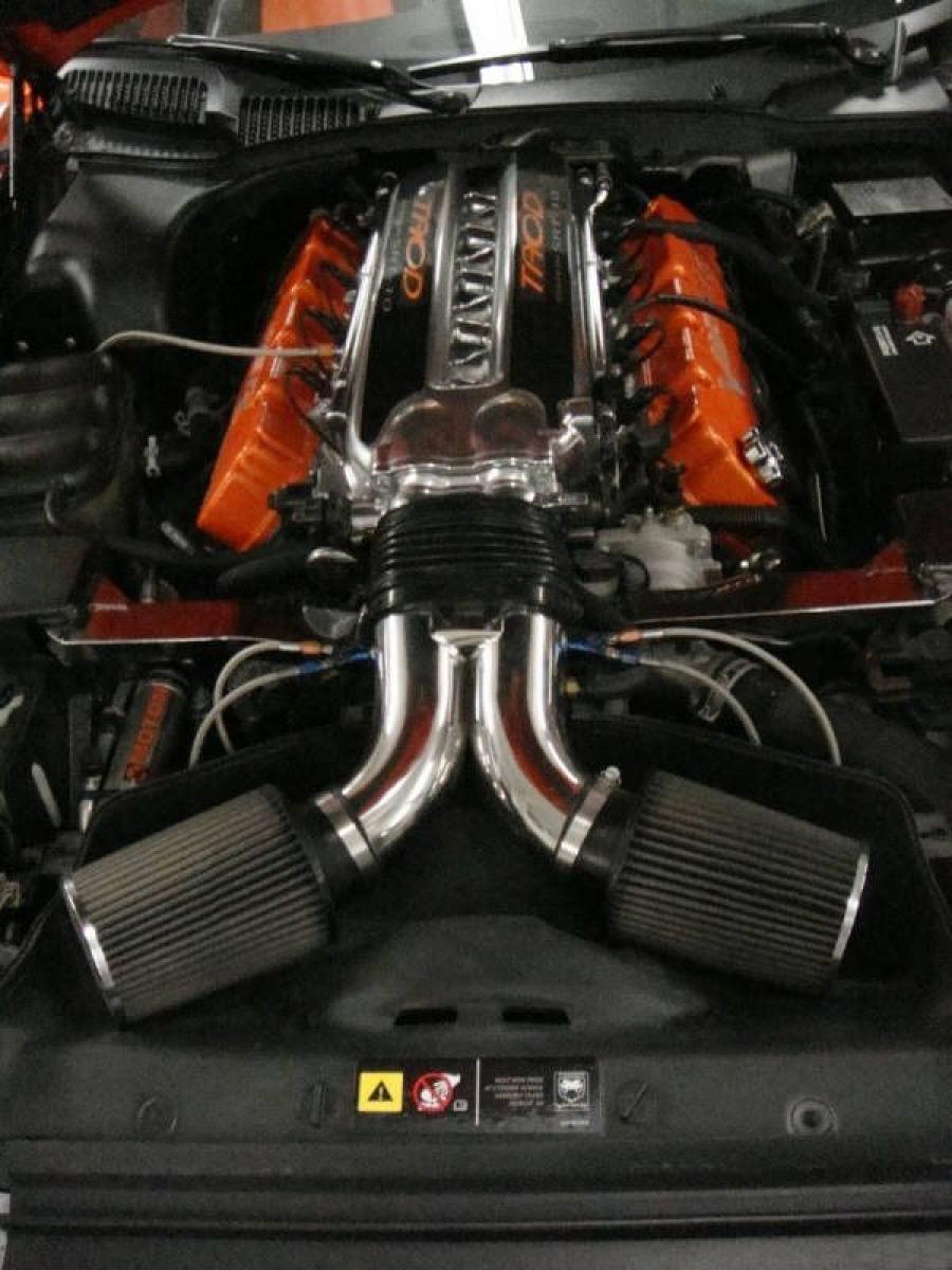 Dodge Viper SRT10 Venom 650R Custom by Hennessey 2003 года  (фото 2 из 16)